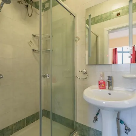 Fantastic 3 Bedroom Duplex Penthouse With Terrace 아파트